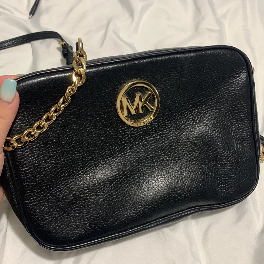 MK Crossbody - Picture 2 of 7